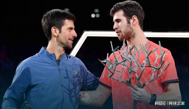 频频在比赛 频频在比赛