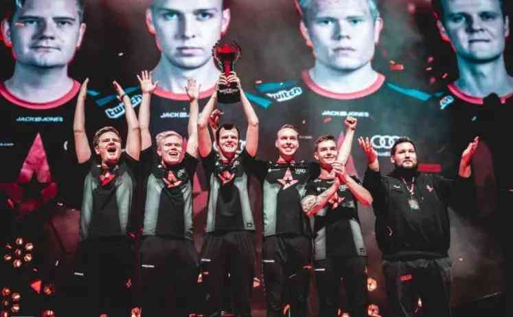 特点与纽卡 特点与纽卡