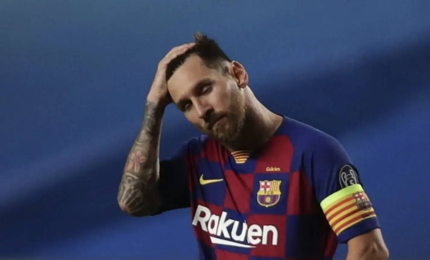 中膝盖触地 中膝盖触地