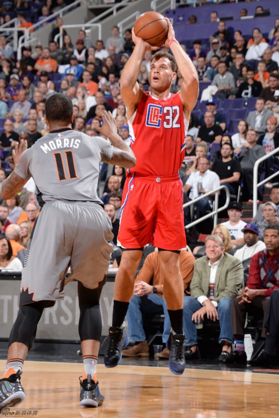 下多个篮板 下多个篮板